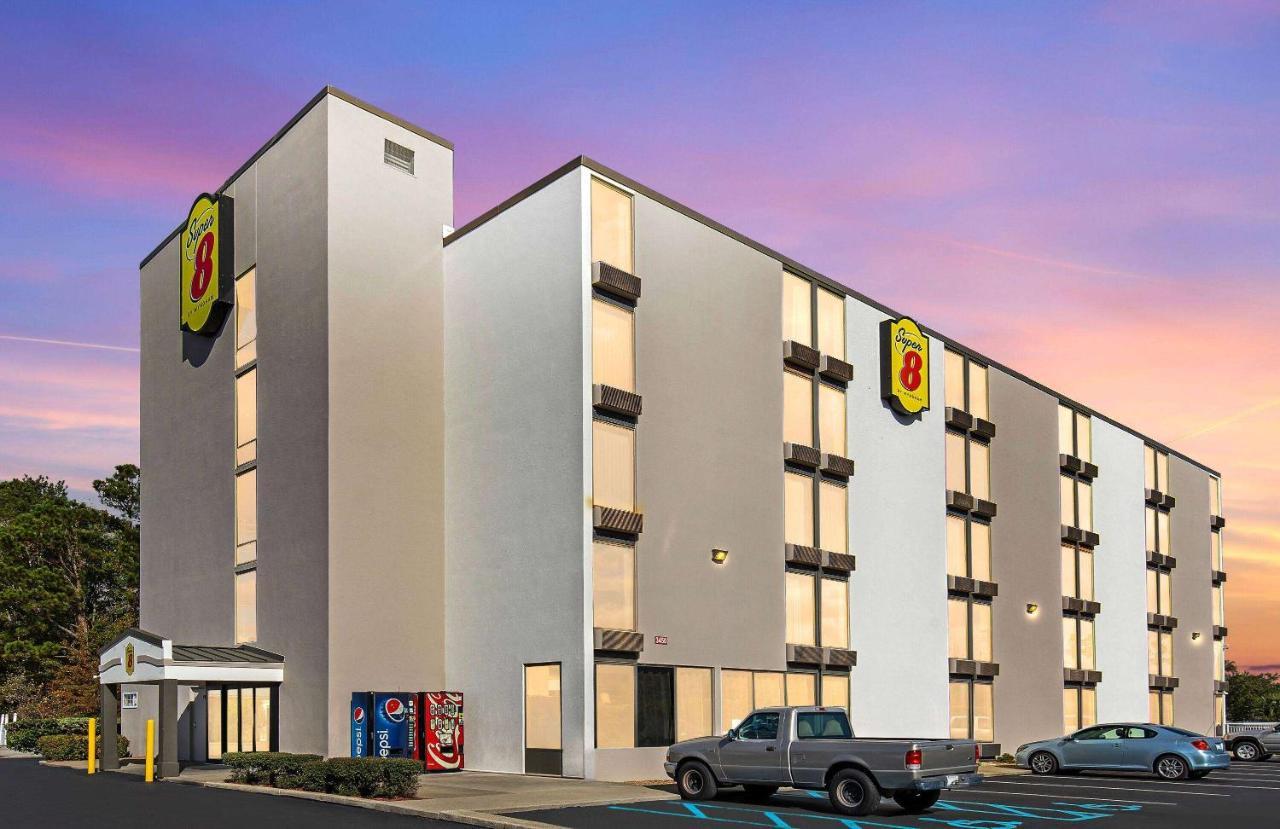 Super 8 By Wyndham Myrtle Beach/Market Common Area Dış mekan fotoğraf